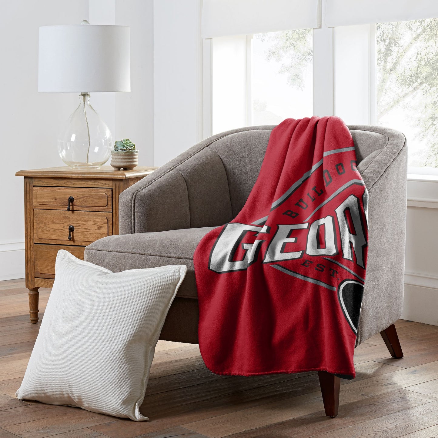 Georgia OFFICIAL NCAA "Campaign" Fleece Throw Blanket; 50" x 60"