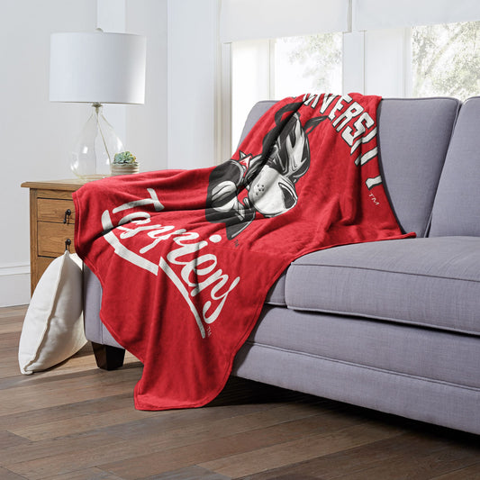 Boston University OFFICIAL NCAA "Alumni" Silk Touch Throw Blanket; 50" x 60"